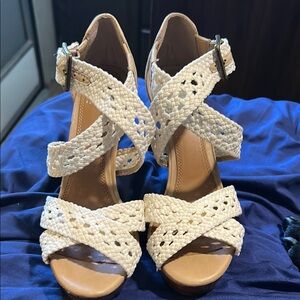 Gianni Bini Cream Chunky Heel Sandals
